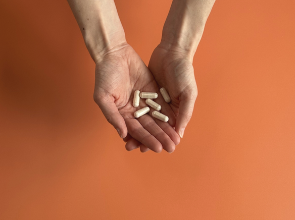 get dopa capsules in hand